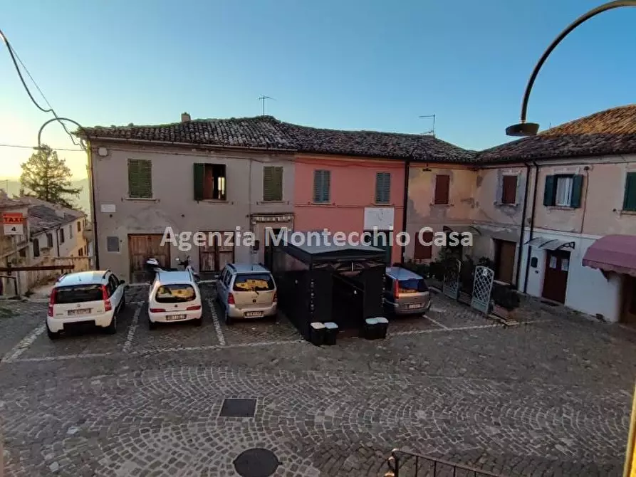 Immagine 3 di Casa indipendente in vendita  in Via Roma a Vallefoglia