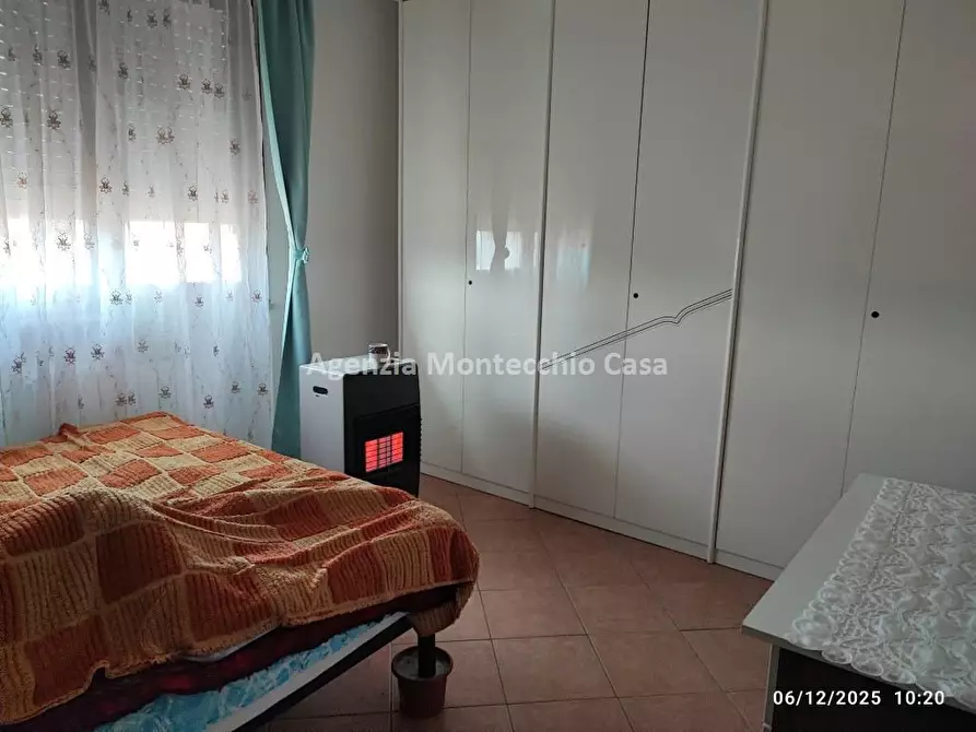 Immagine 4 di Appartamento in vendita  in Piazza Sandro Pertini a Sassocorvaro Auditore