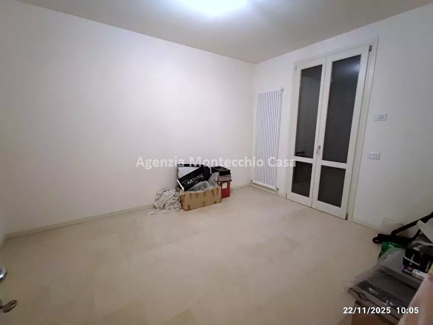 Immagine 4 di Casa indipendente in vendita  in Via Togliatti a Montecalvo In Foglia