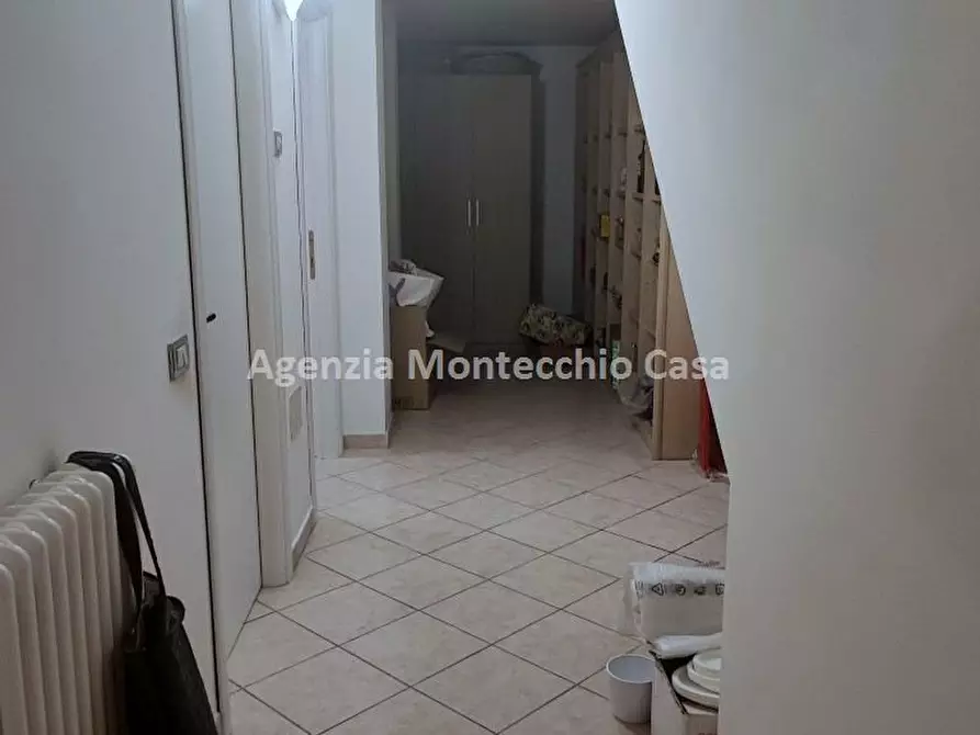 Immagine 7 di Casa indipendente in vendita  in Via Togliatti a Montecalvo In Foglia