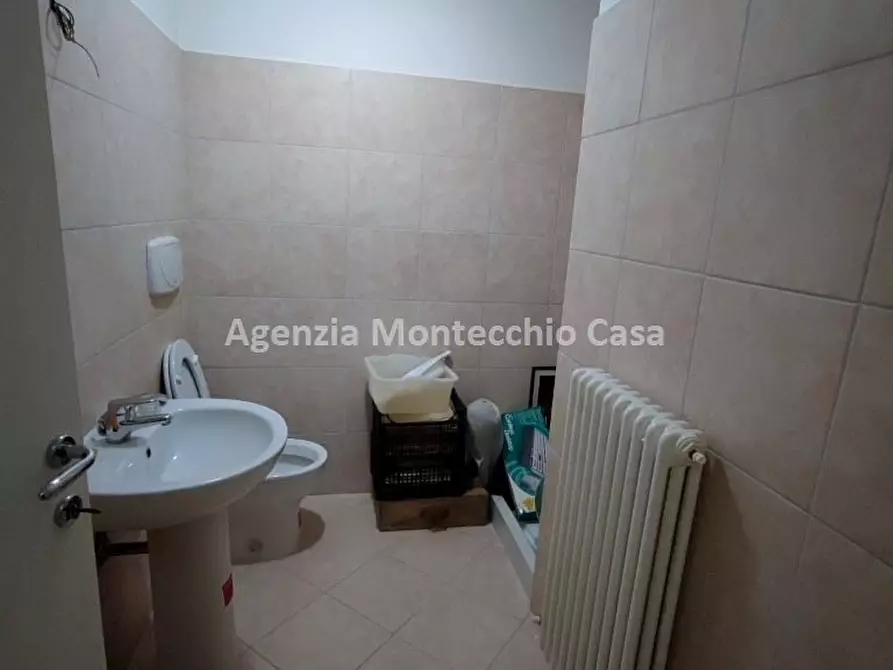Immagine 5 di Casa indipendente in vendita  in Via Togliatti a Montecalvo In Foglia