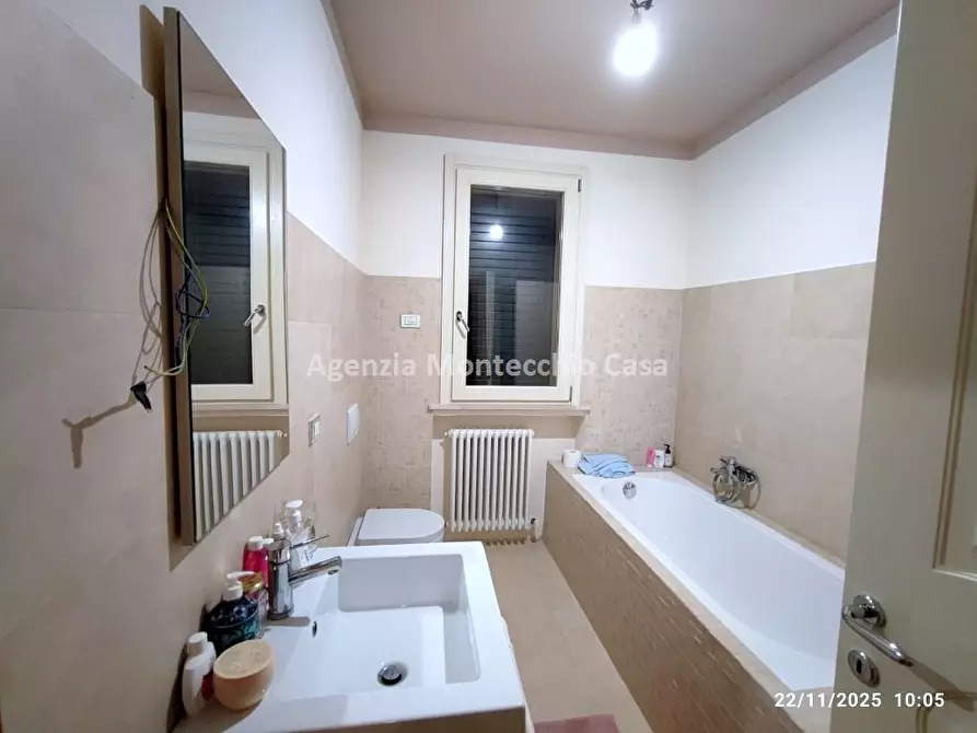 Immagine 3 di Casa indipendente in vendita  in Via Togliatti a Montecalvo In Foglia