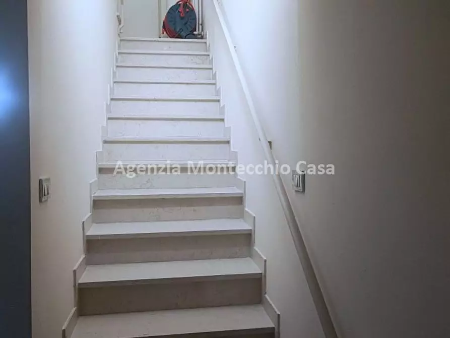 Immagine 6 di Casa indipendente in vendita  in Via Togliatti a Montecalvo In Foglia