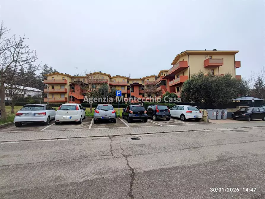 Immagine 5 di Appartamento in vendita  in Via Nino Bixio a Montelabbate