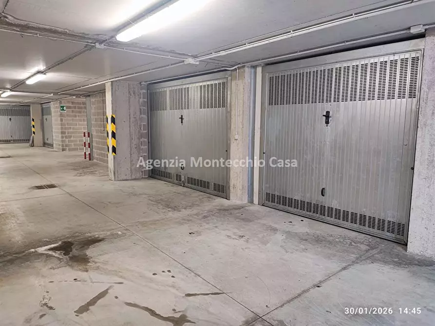 Immagine 2 di Appartamento in vendita  in Via Nino Bixio a Montelabbate