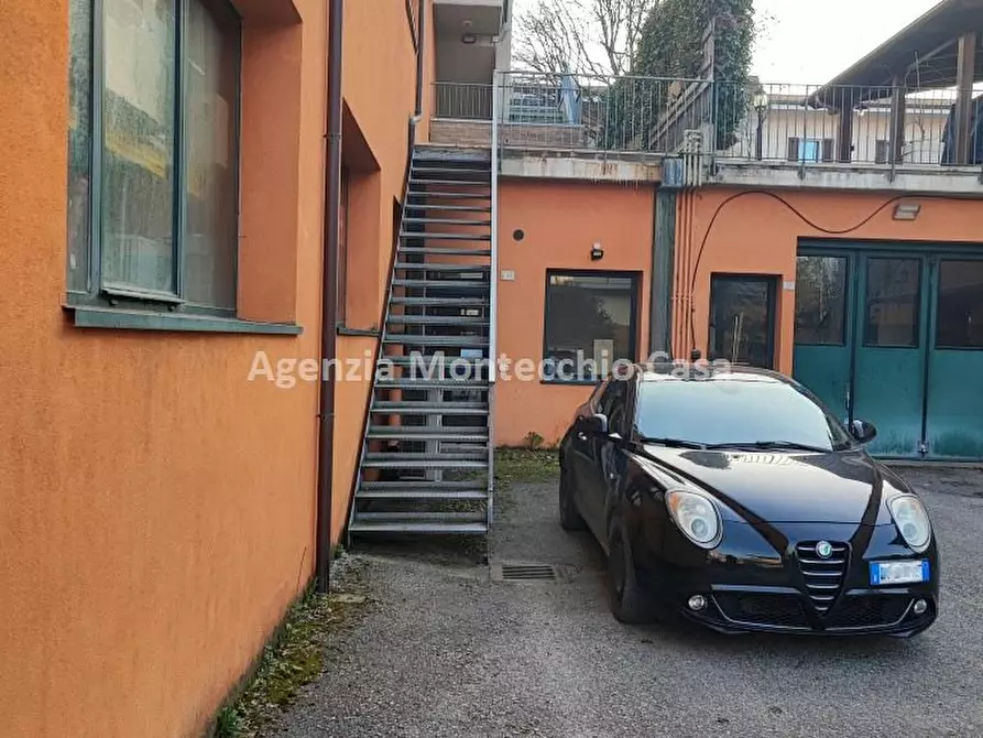 Immagine 4 di Laboratorio in vendita  in Via Sasso a Urbino