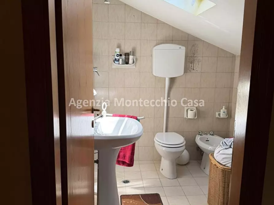 Immagine 9 di Appartamento in vendita  in Via Evangelista Torricelli a Vallefoglia