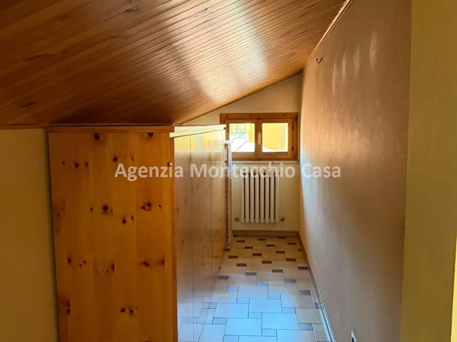 Immagine 8 di Appartamento in vendita  in Via Evangelista Torricelli a Vallefoglia
