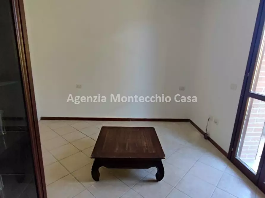Immagine 6 di Appartamento in vendita  in Via Ticino a Montecalvo In Foglia