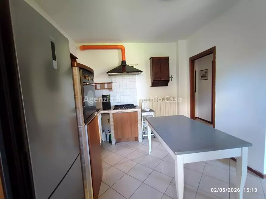 Immagine 4 di Appartamento in vendita  in Via Ticino a Montecalvo In Foglia