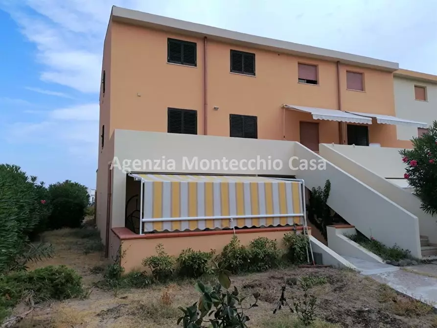 Immagine 2 di Appartamento in vendita  in Via Piemonte a Castelsardo