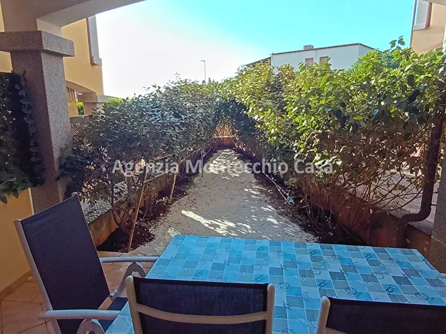 Immagine 1 di Appartamento in vendita  in Via Parigi a Castelsardo