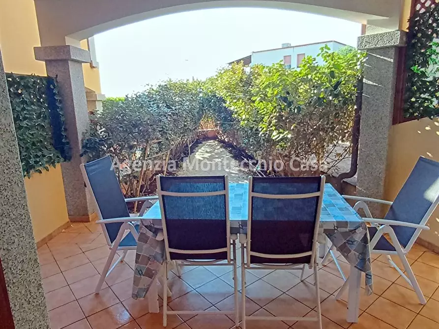 Immagine 8 di Appartamento in vendita  in Via Parigi a Castelsardo