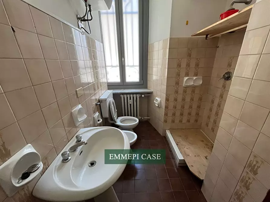 Immagine 4 di Locale commerciale in affitto  in Via Oderda a Mondovì