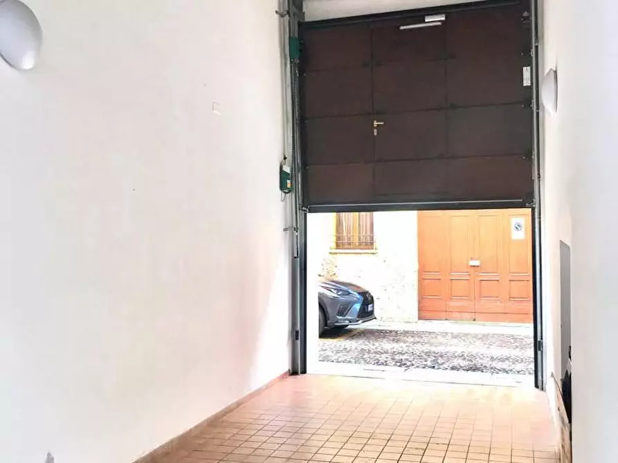 Immagine 8 di Appartamento in vendita  a Mantova