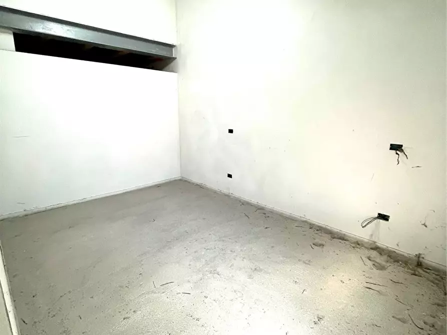 Immagine 7 di Appartamento in vendita  a Mantova