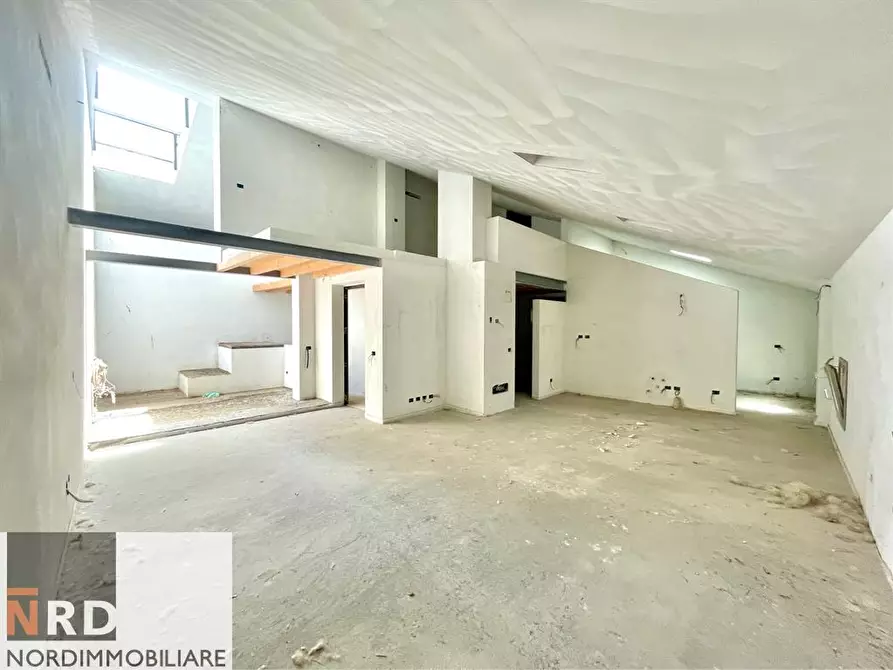 Immagine 5 di Appartamento in vendita  a Mantova