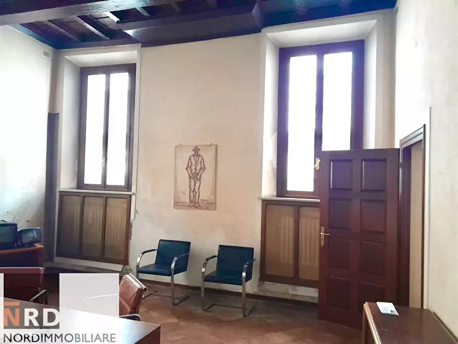 Immagine 3 di Ufficio in vendita  a Mantova