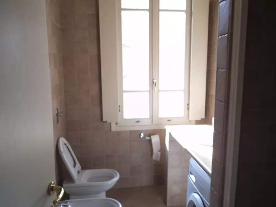 Immagine 3 di Appartamento in vendita  in Viale Risorgimento a Mantova