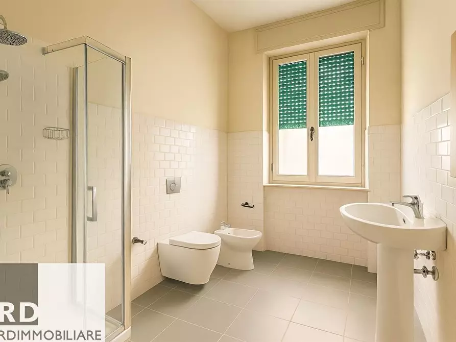 Immagine 4 di Appartamento in vendita  a Mantova