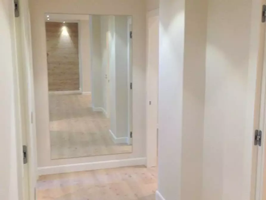 Immagine 9 di Appartamento in vendita  a Mantova