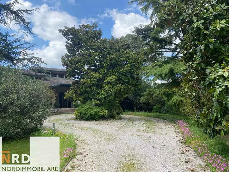 Immagine 7 di Villa in vendita  a Porto Mantovano