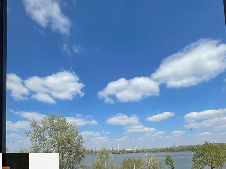 Immagine 1 di Appartamento in vendita  in Via Agucchie a Mantova