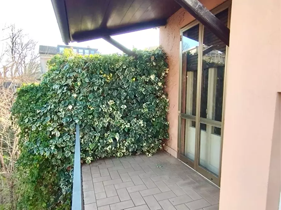 Immagine 2 di Casa indipendente in vendita  a Mantova