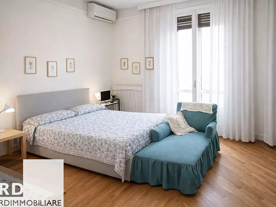 Immagine 9 di Casa indipendente in vendita  a Mantova