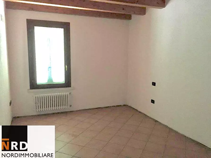 Immagine 7 di Palazzo in vendita  a Borgo Virgilio