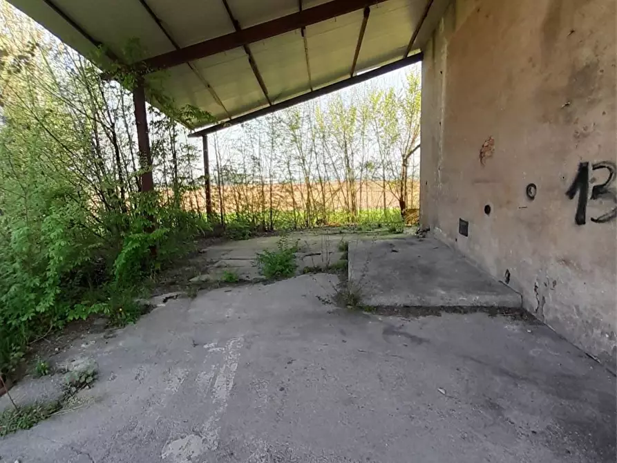 Immagine 4 di Casa indipendente in vendita  in Strada Francesca Est 43 a Rodigo