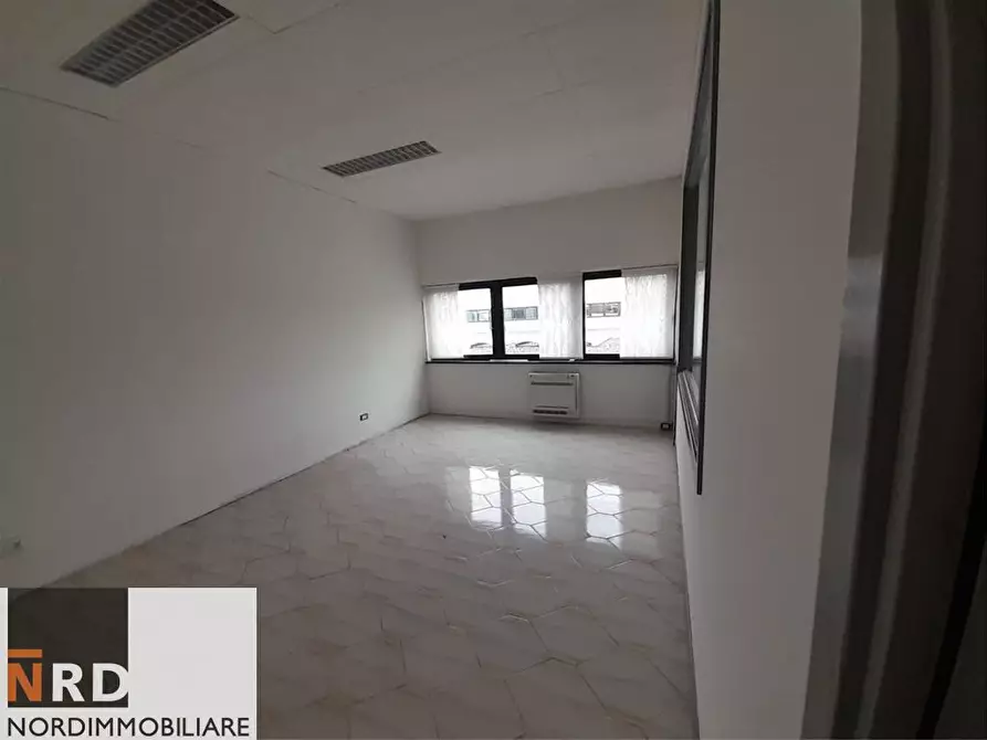 Immagine 1 di Ufficio in vendita  in Vivenza a Mantova