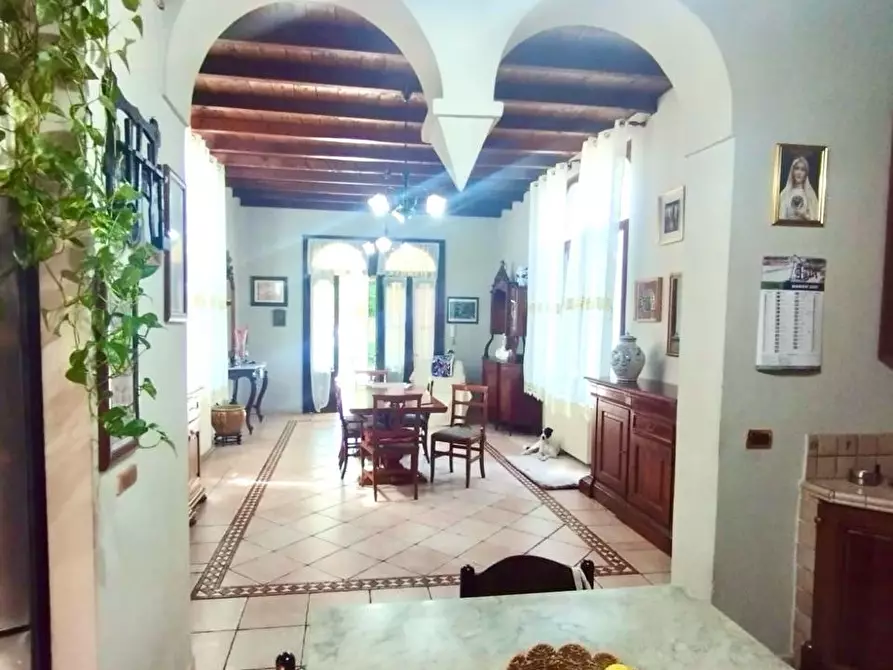 Immagine 7 di Villa in vendita  a Borgo Virgilio