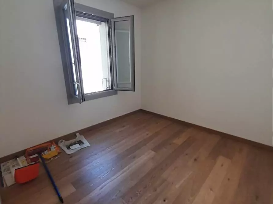 Immagine 5 di Appartamento in vendita  in Accademia a Mantova