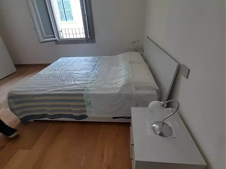 Immagine 1 di Appartamento in vendita  in Accademia a Mantova