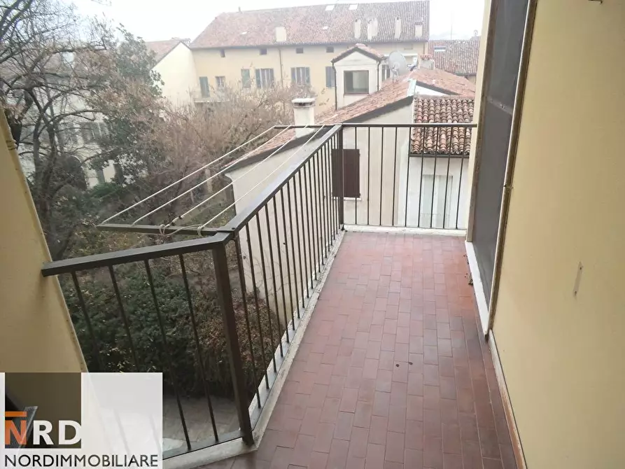 Immagine 4 di Appartamento in vendita  in Via De Canal a Mantova