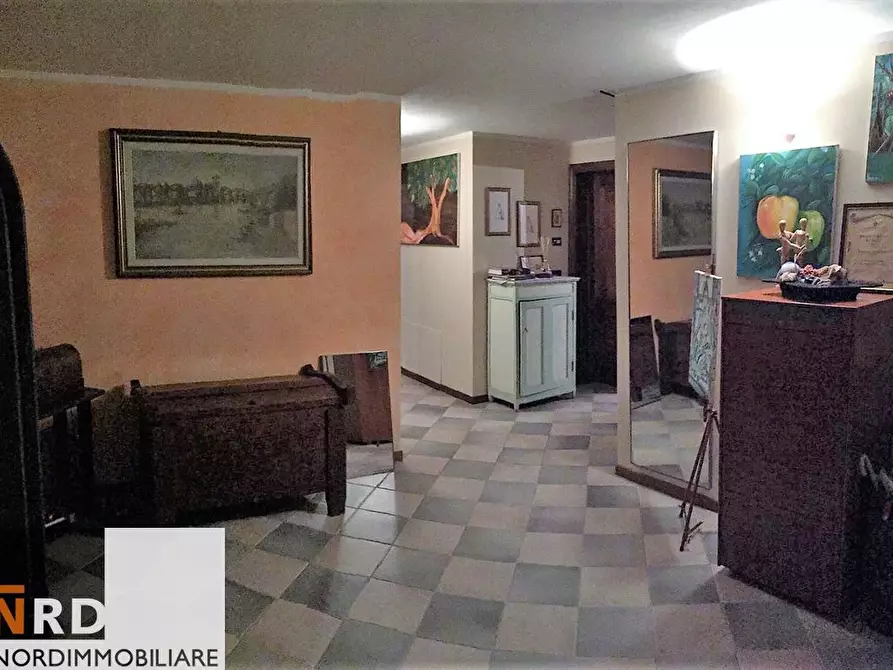 Immagine 9 di Villa in vendita  a Mantova