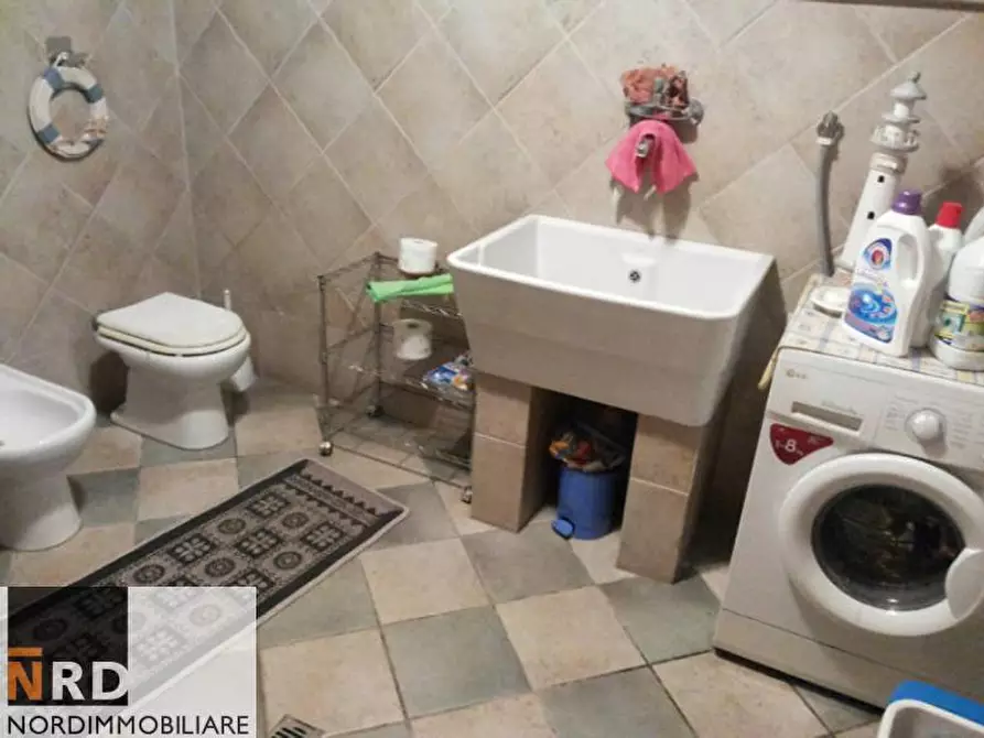 Immagine 7 di Villa in vendita  a Mantova