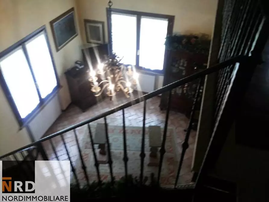Immagine 1 di Villa in vendita  a Mantova