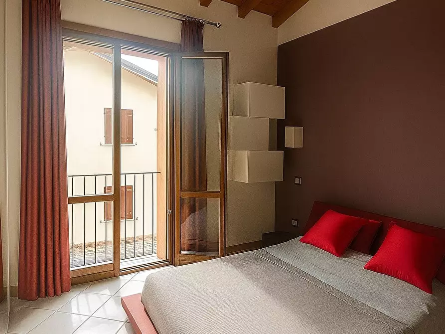 Immagine 1 di Appartamento in vendita  a Mantova