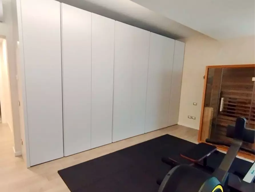 Immagine 7 di Appartamento in vendita  a Mantova