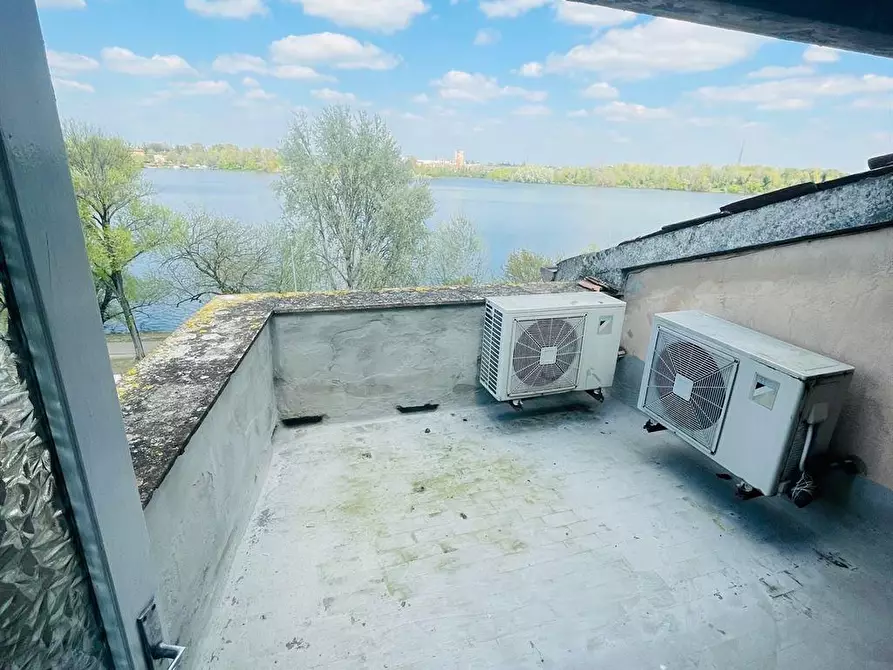 Immagine 4 di Appartamento in vendita  in Via Agucchie a Mantova