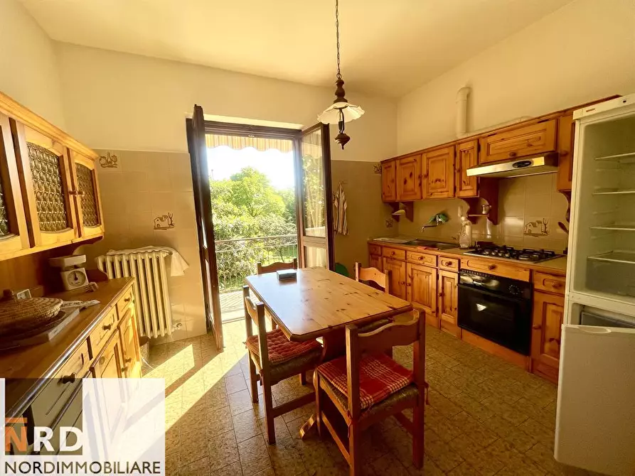 Immagine 3 di Casa indipendente in vendita  in via Lago a Curtatone