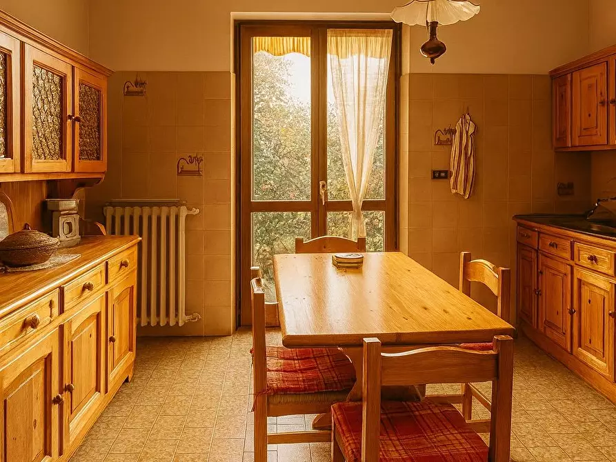 Immagine 2 di Casa indipendente in vendita  in via Lago a Curtatone