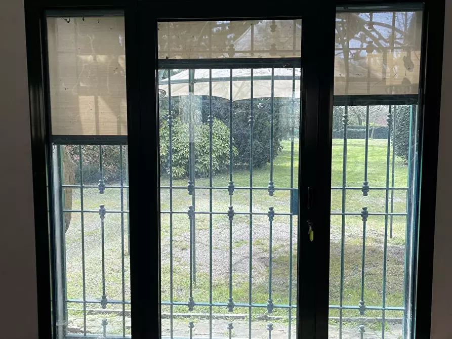 Immagine 5 di Villa in vendita  a Quistello