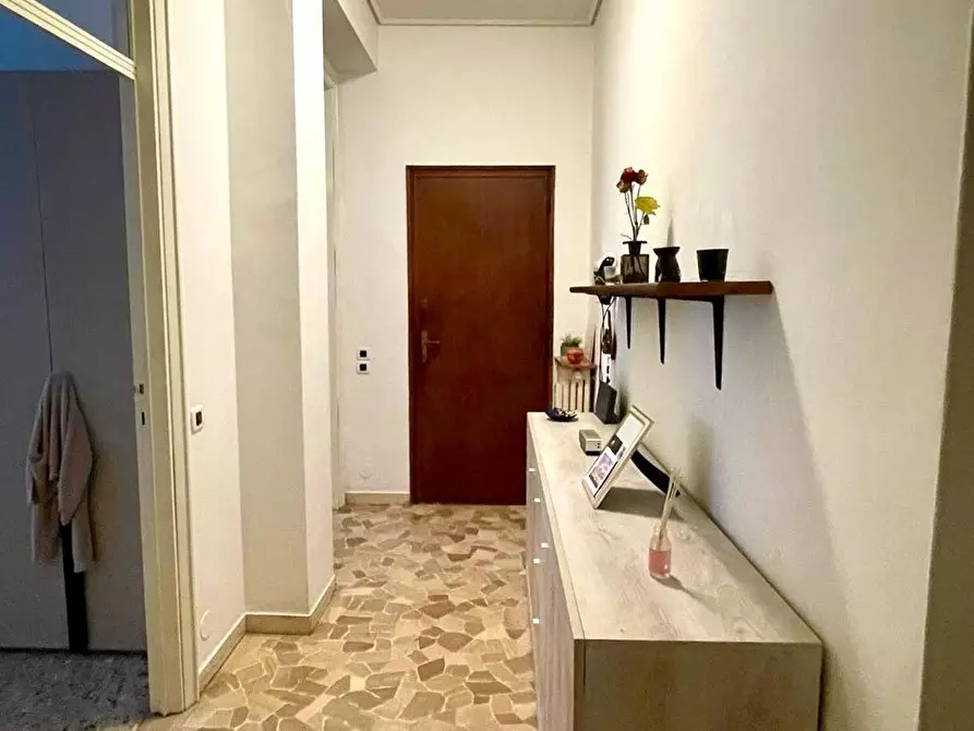 Immagine 3 di Appartamento in affitto  a Mantova