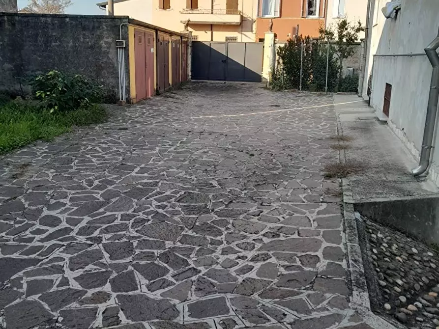 Immagine 5 di Capannone industriale in vendita  in via Santa Marta a Mantova