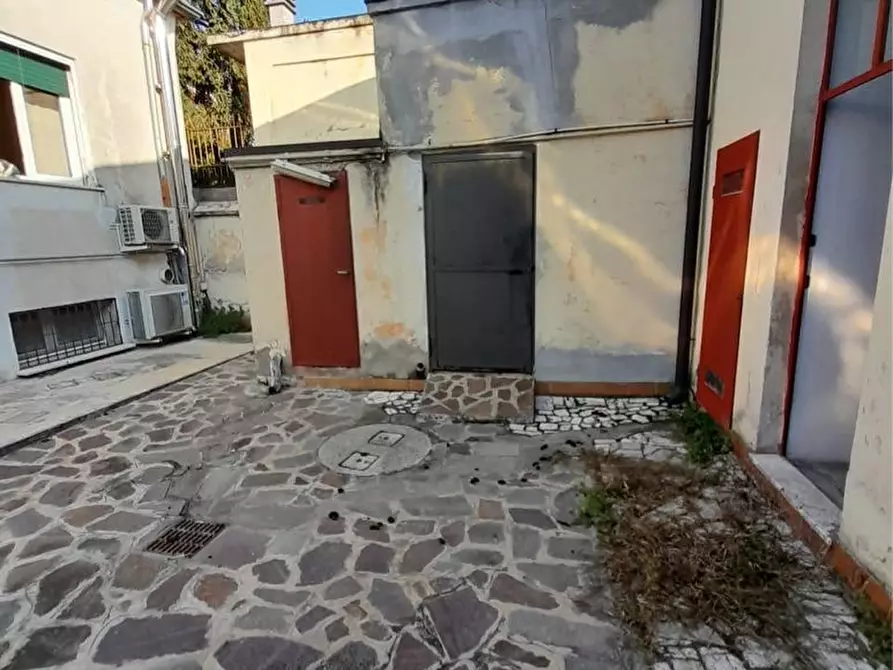 Immagine 8 di Capannone industriale in vendita  in via Santa Marta a Mantova