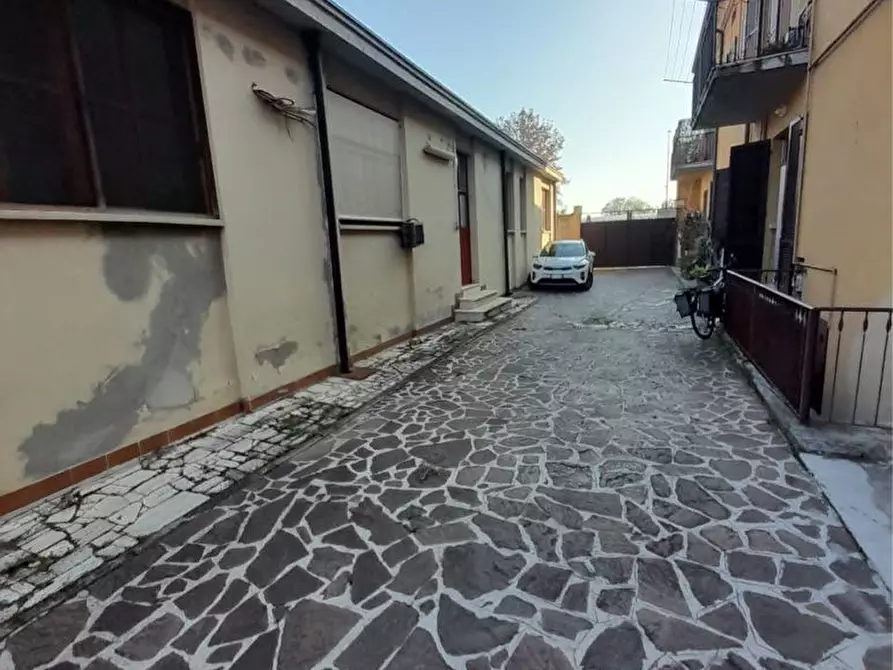 Immagine 6 di Capannone industriale in vendita  in via Santa Marta a Mantova