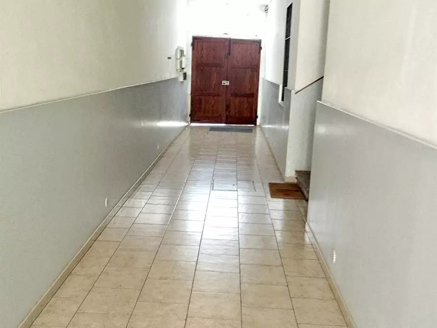 Immagine 9 di Appartamento in vendita  in VIA BENZONI a Mantova